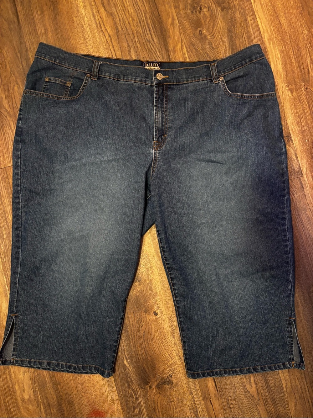 B.U.M. Equipment Denim Capris